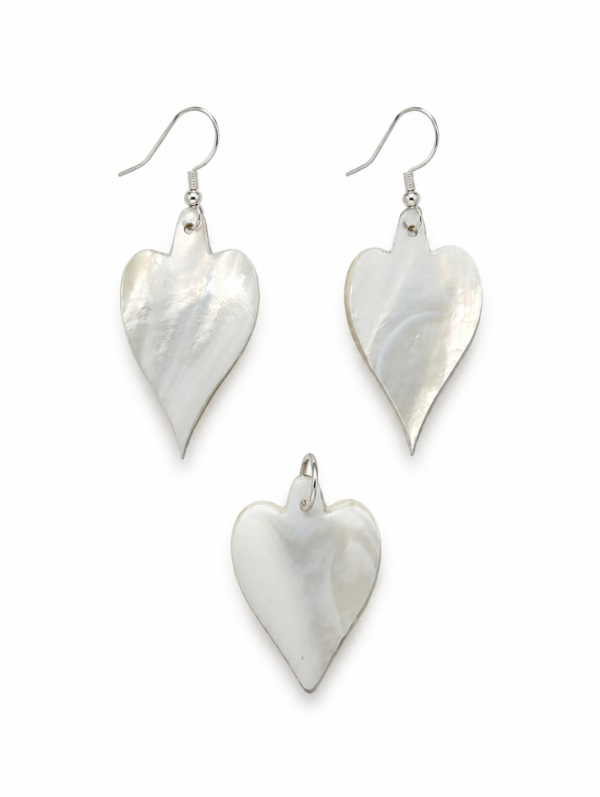 file_000000003ed072099b0421f240a59688 Abalone Jewelry Set | Noor Leaf