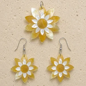 Taj Lotus Golden Mother of Pearl Jewelry Set by Pietra Noor