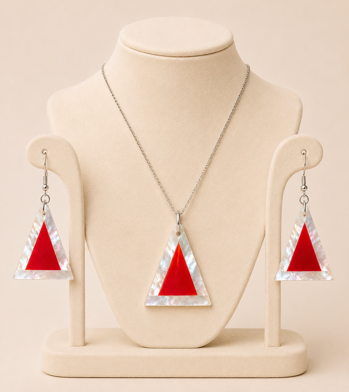 Noor Pyramid – Carnelian & Mother of Pearl Jewelry Set - Image 4