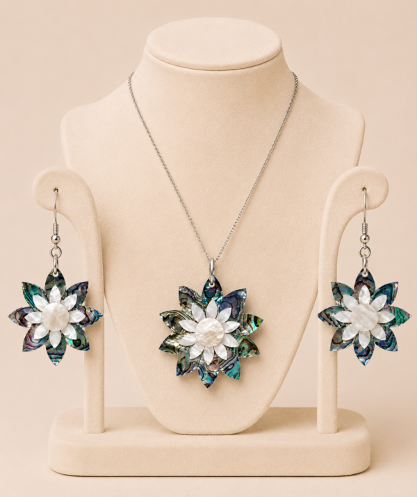file_0000000085f472098f2a54f46da9581c Abalone Jewelry Set | Taj Lotus