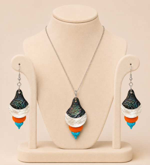 file_0000000099487206a7f1ffc64bd849a3 Abalone Jewelry Set | Noor Dome