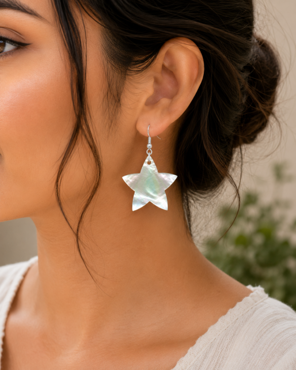 file_00000000a41872099fa79026801c3763 Mother of Pearl Earrings | Noor Trio Collection |