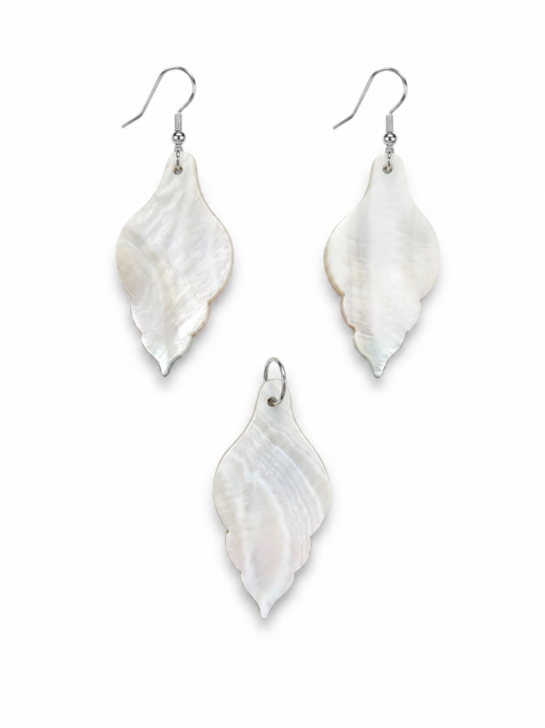 file_00000000f06c7209a0b514b3be5cb1de Abalone Jewelry Set | Noor Dome