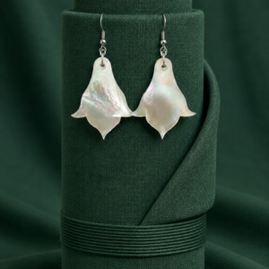 Noor Petal Mother of Pearl Earrings