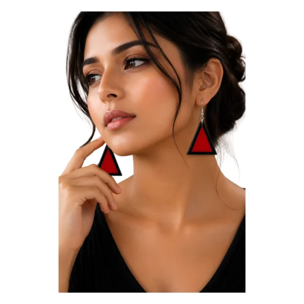 NOOR PYRAMID EARRINGS