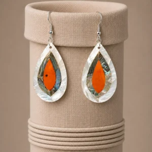 file_00000000787481fab9727e13f3c1f580 NOOR TEARDROP EARRINGS